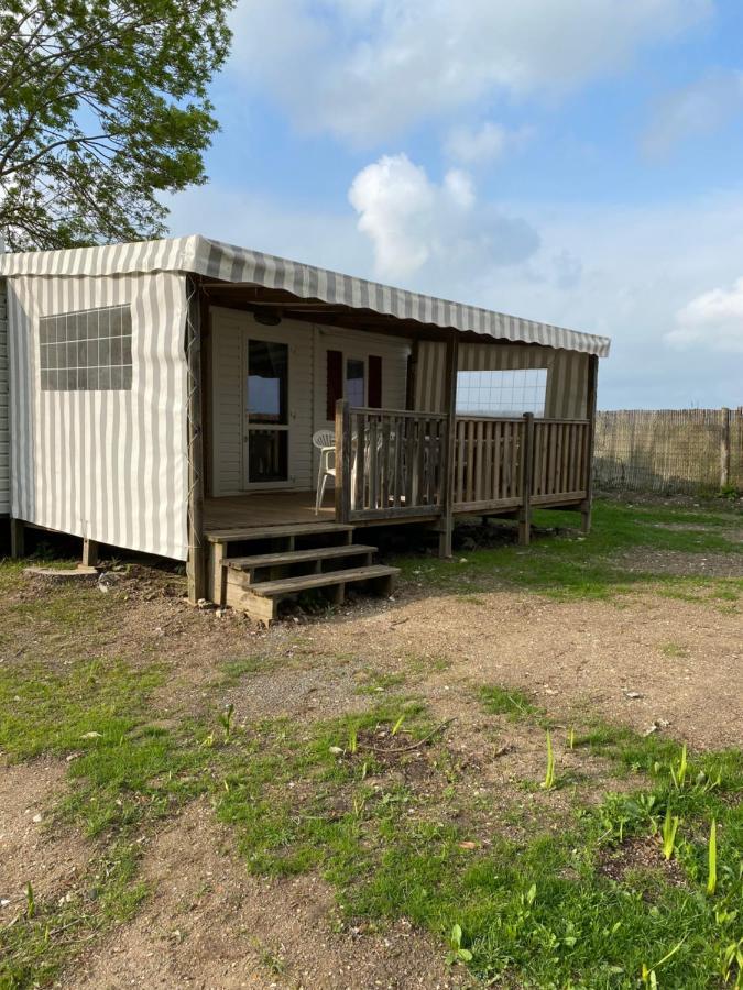 Mobil Home Avec Spacieuse Terrasse A Meschers Proche De Royan 外观 照片